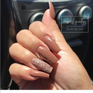 Meet your Posher, Ydania